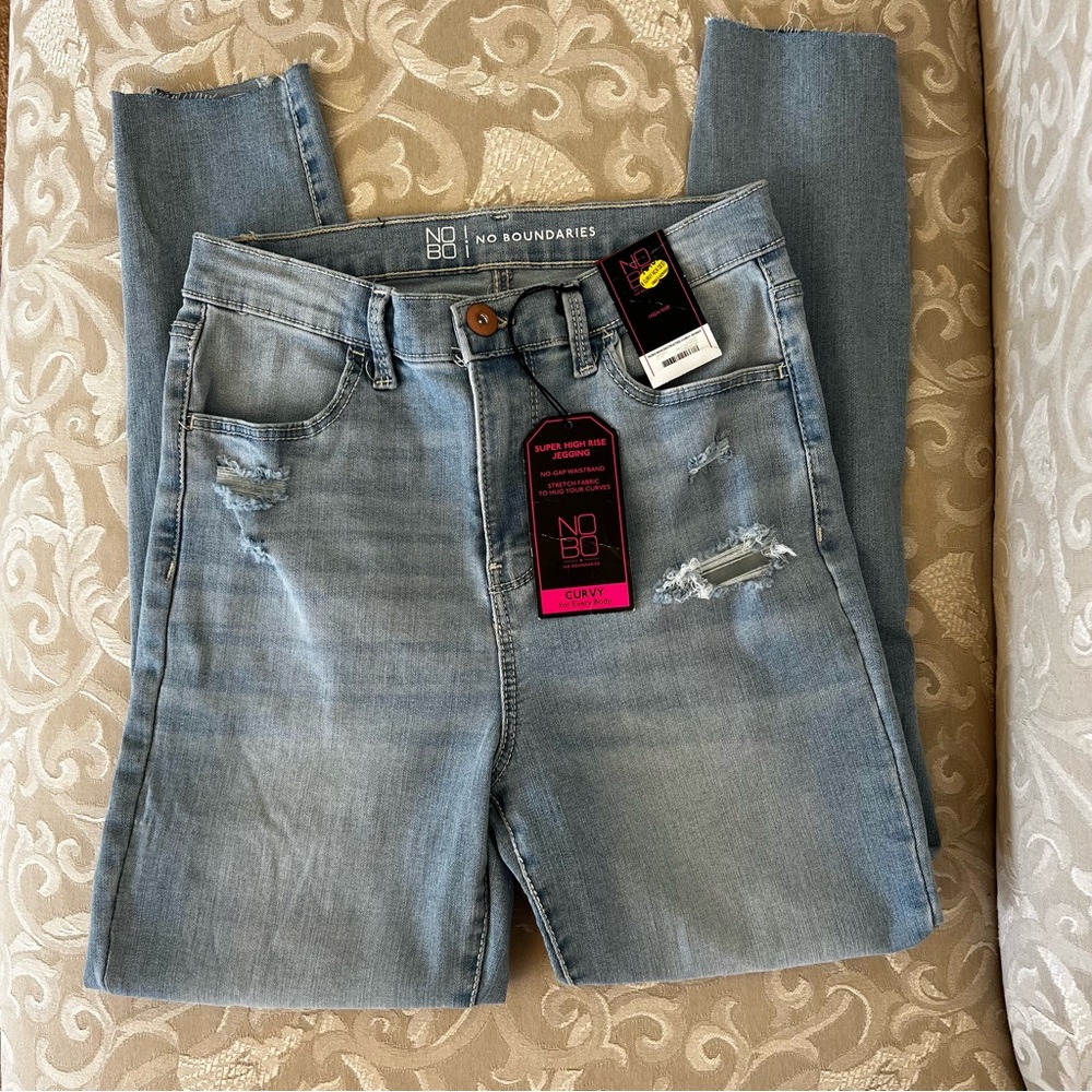 No Boundaries Super High Waisted Curvy Skinny Jegging Jeans, Size 9